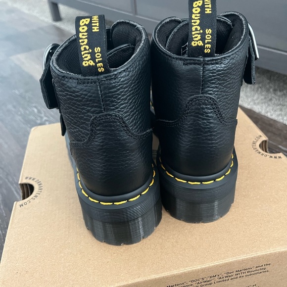 Dr. Marten Devon hearts boot black - Picture 8 of 8